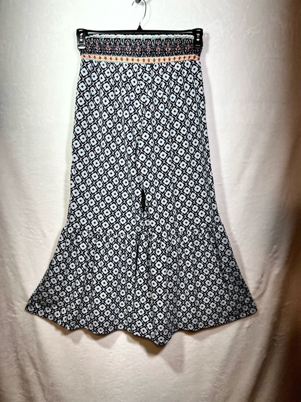 Cato Blue Black Geometric Smocked Waist Wide Leg Ruffle Pants Women L - Picture 11 of 12